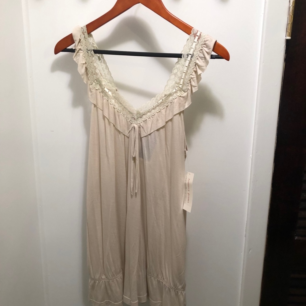 NWT Nude tank